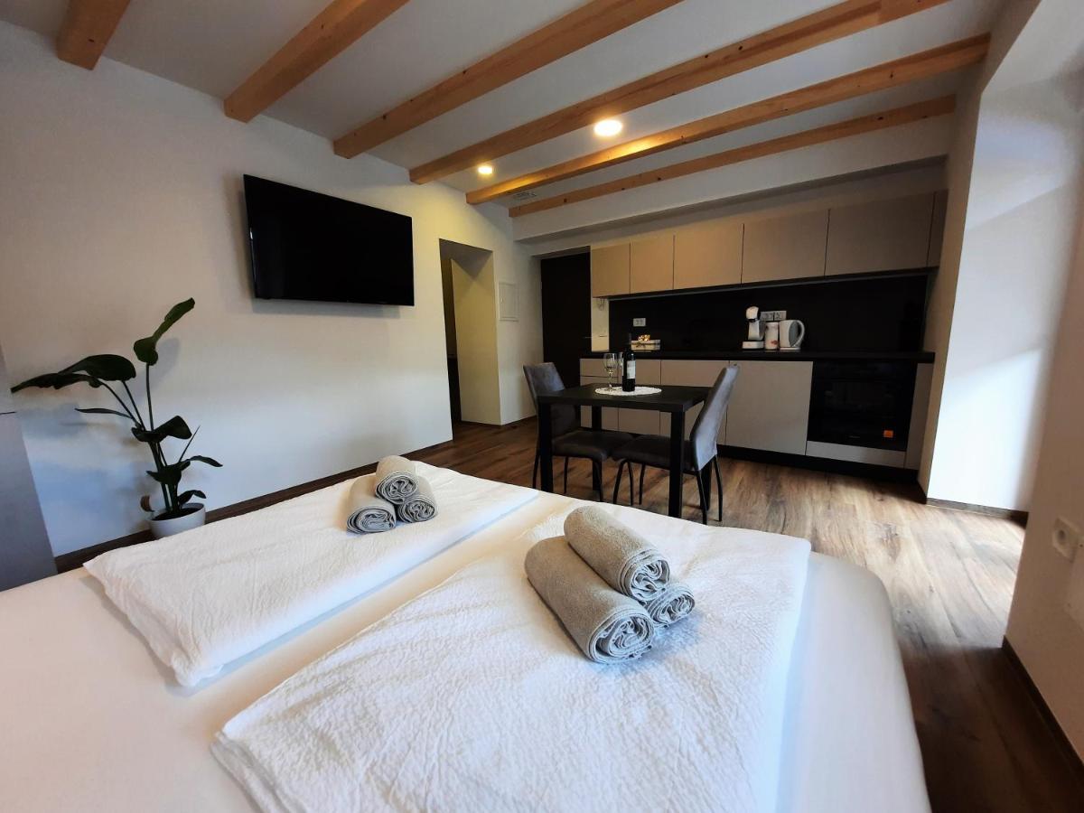 Apartments Hlapi With Spa Kobarid Zewnętrze zdjęcie